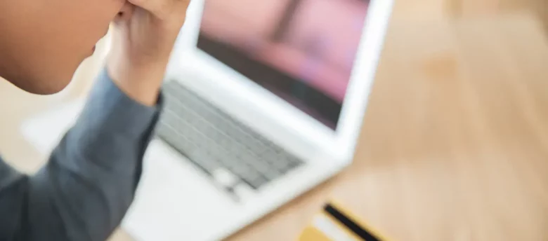 golpe troca de cartão no carnaval