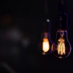 5 dicas para economizar na conta de luz: confira!