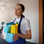 Empréstimo para diaristas e domésticas: como conseguir sem carteira assinada