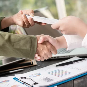 Como pedir dinheiro emprestado com segurança e rapidez
