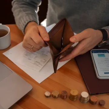 Dinheiro na conta em até 2 minutos: veja como funciona