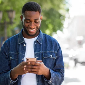 Quem Faz Empréstimo com Garantia de Celular? Descubra Aqui!