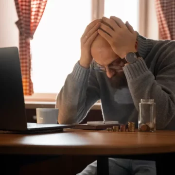 Como proteger seu dinheiro de golpes financeiros em 2026