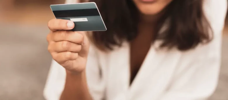cartão de crédito com score 300