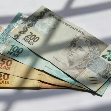 Como ganhar 100 reais agora: 5 ideias rápidas e reais