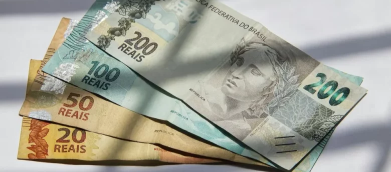 como ganhar 100 reais agora