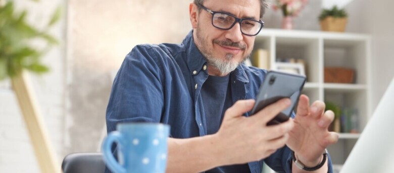 Veja como é possível ter uma renda extra pelo celular